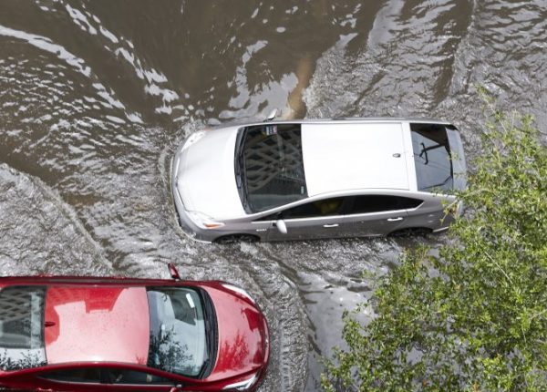 Seguro de carro cobre enchente e alagamento?